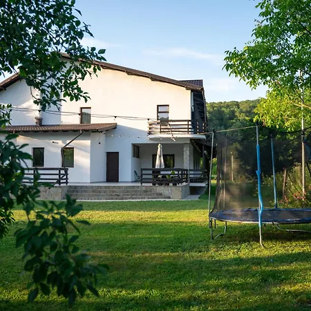 Din Natura Guest house *